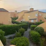 Apartmán Joli Mezzanine Avec Parking Et Wifi La Roquille *